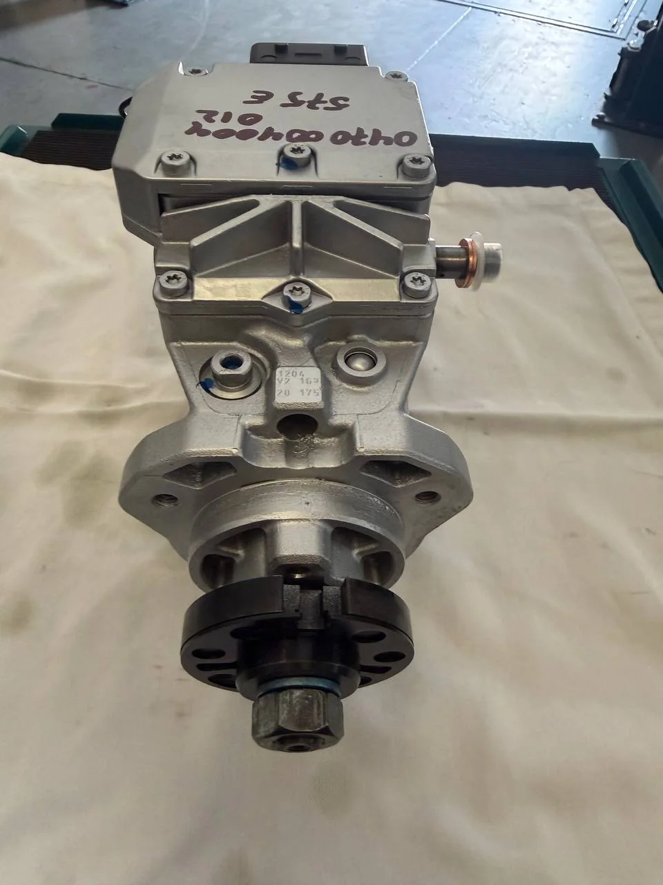 Bomba inyectora Bosch VP44 reparada para Ford Transit, foto 3